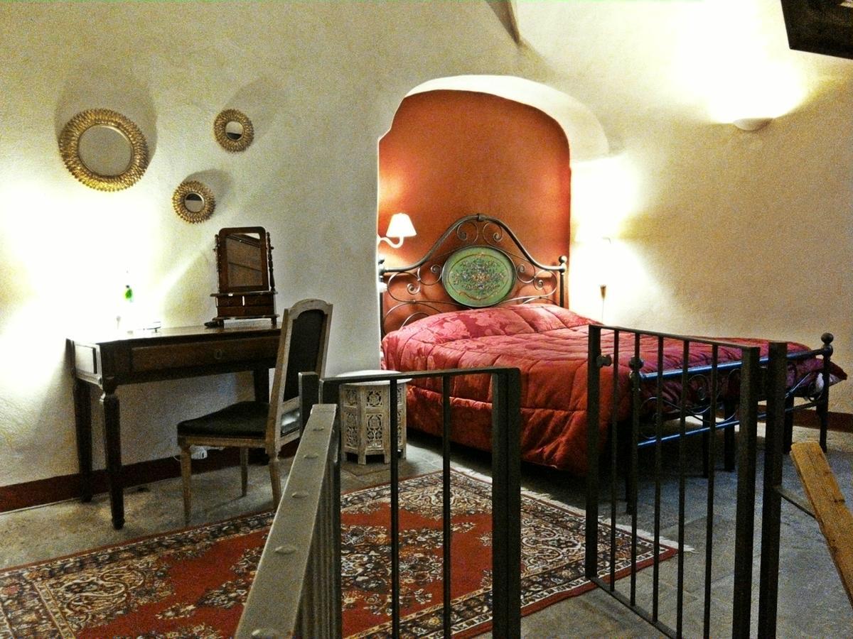 Castello Di Compiano Hotel Relais Museum 客房 照片